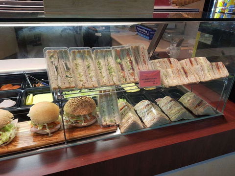 Yoyo's Cafe - Broome Tourism 0