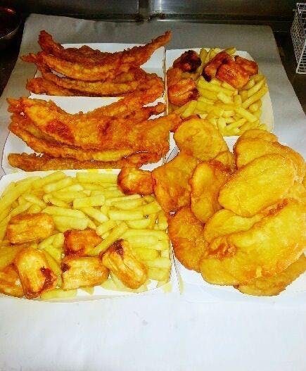 Golden Star Fish & Chips - Broome Tourism 0