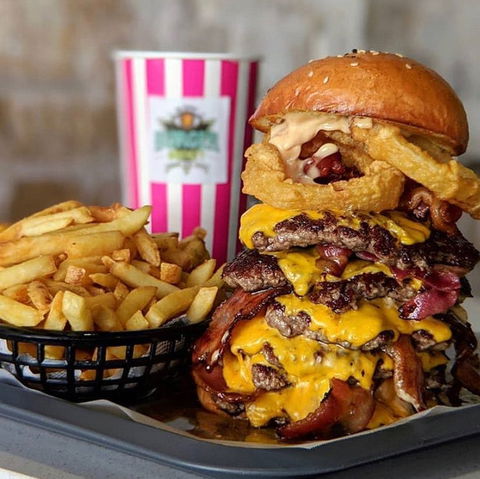 The Secret Burger Society - Broome Tourism 0