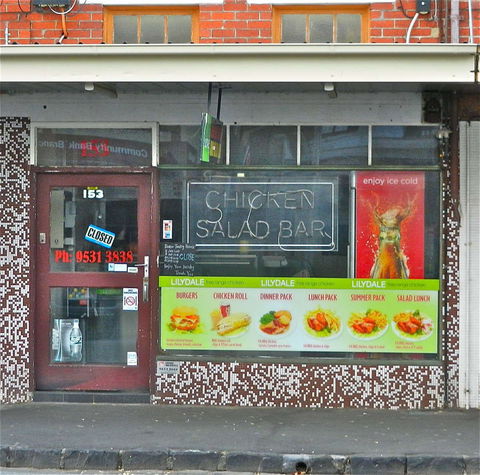 Elwood Chicken Salad And Bar - Broome Tourism 0