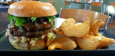 The Belmore Hotel Bistro - Broome Tourism 0