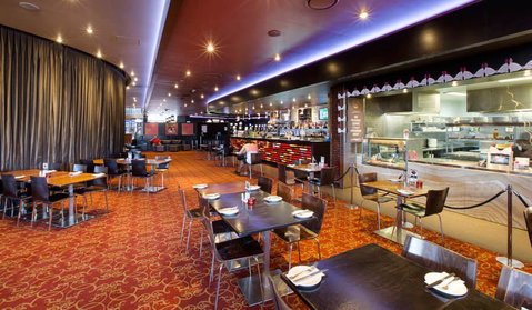 Varsity Lakes Tavern - Broome Tourism 0