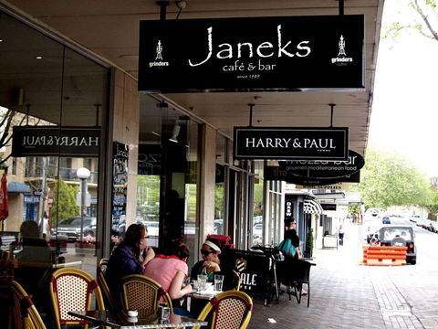 Janeks - Broome Tourism 0