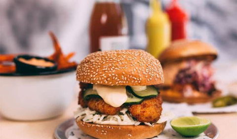 Izzy's Restaurant - Broome Tourism 0