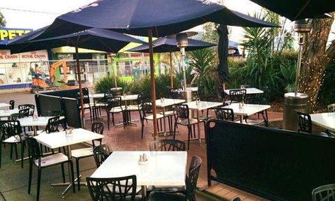 Montania Cafe Bar Restaurant - Broome Tourism 7
