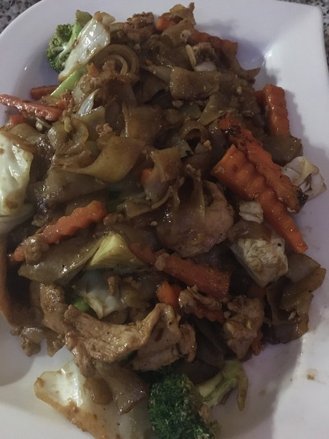 Thai Sandgate - Broome Tourism 3