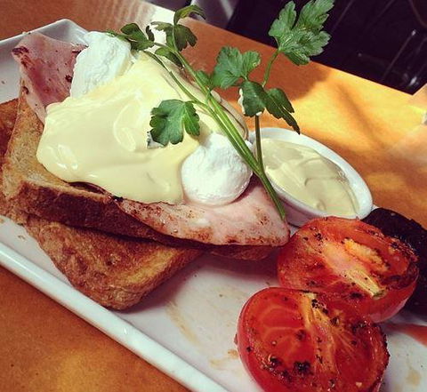 Agatha's Licensed Cafe - Broome Tourism 9