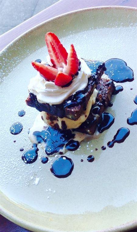 Agatha's Licensed Cafe - Broome Tourism 4