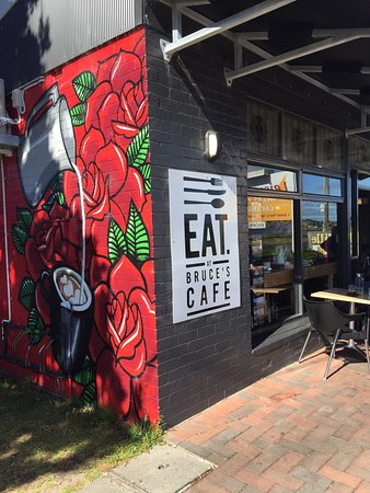 Bruce's Cafe - Broome Tourism 0