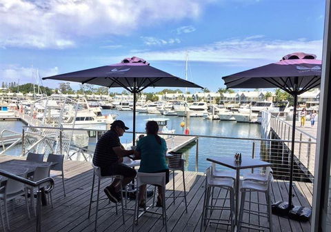 Anchor Buoy Cafe & Bar - Broome Tourism 11