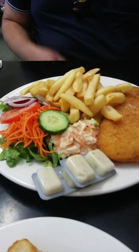 Amble Inn Snack Bar - Broome Tourism 5