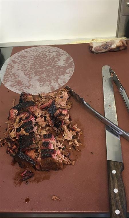 Burnt Ends BBQ - Broome Tourism 4