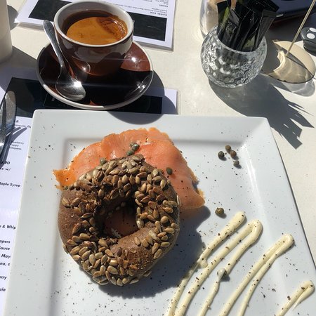TwinFins Espresso Bar - Broome Tourism 0