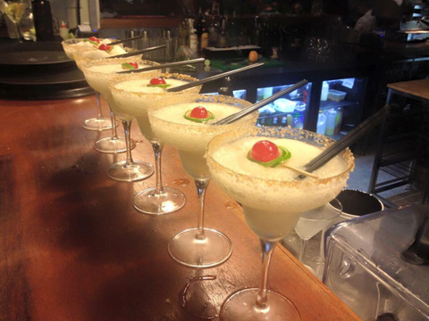 NOA Tapas & Wine Bar - Broome Tourism 3