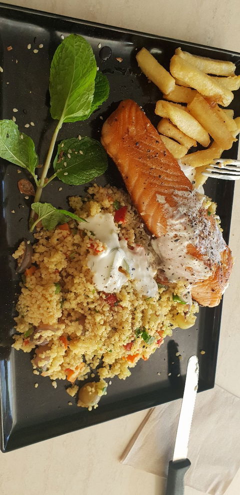 Agnes Water Tavern - Broome Tourism 1