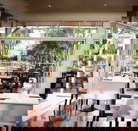 Poolside Restaurant - Broome Tourism