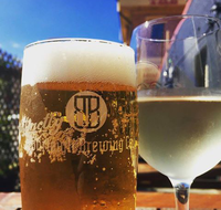 Pigs  Pints - Broome Tourism