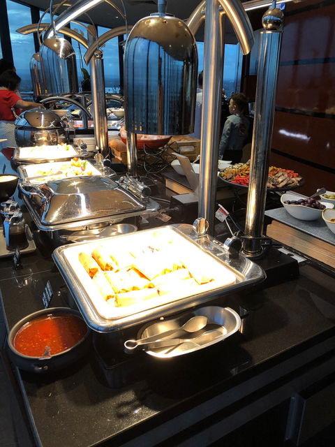 Four Winds 360º Revolving Restaurant - Broome Tourism 3