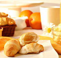 Plough Inn Hotel - Broome Tourism