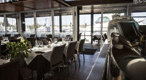 Black Angus Bar & Grill - Broome Tourism 3