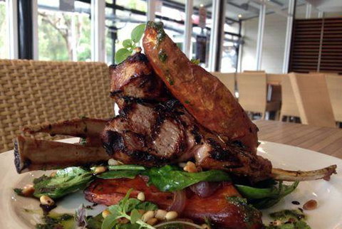 Empire Bay Tavern - Broome Tourism 2