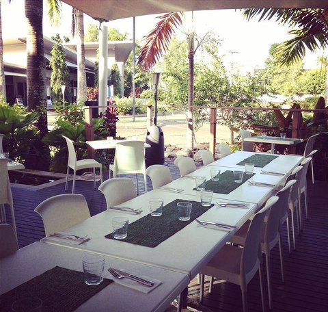 Lime Tree Bar & Restaurant - Broome Tourism 10