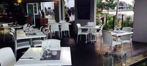 Lime Tree Bar & Restaurant - Broome Tourism 1