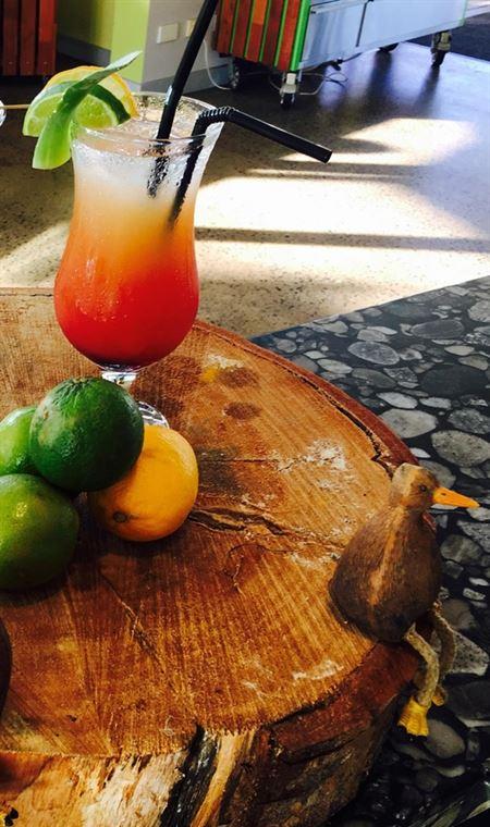 Lime Tree Bar & Restaurant - Broome Tourism 4