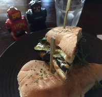 The Robot Bun Factory Cafe - Broome Tourism