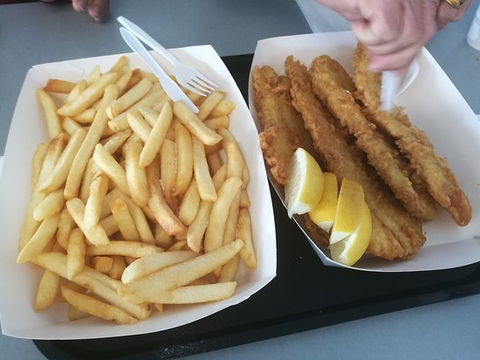 AJ's Fish & Chips - Broome Tourism 0