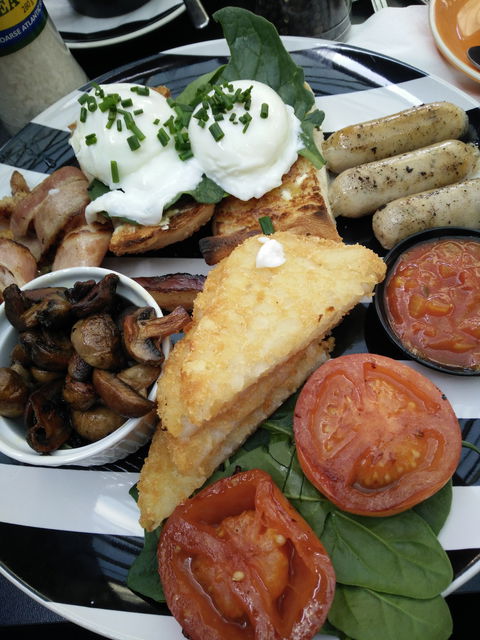 Gourmet Breakfast Cafe - Broome Tourism 1