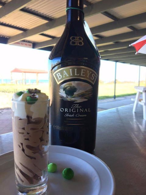 Sand Bar Cafe - Broome Tourism 3