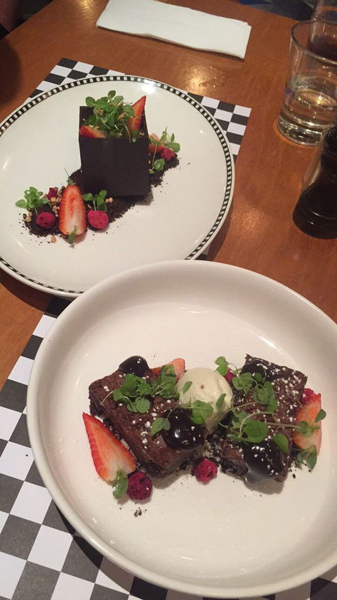 Atura Roadhouse Bar And Grill - Broome Tourism 5