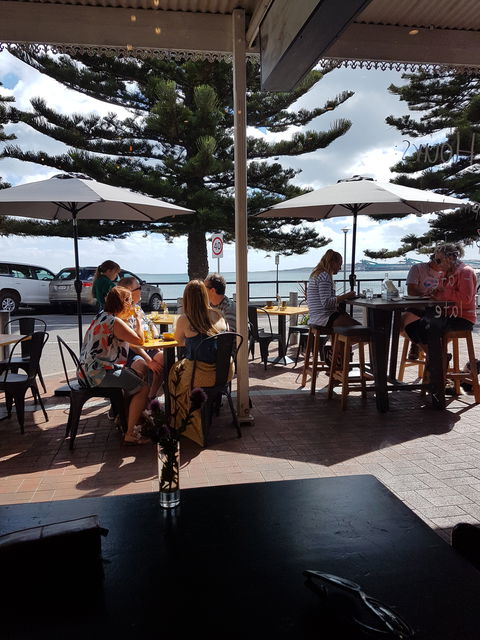 Fumo 28 - Broome Tourism 2