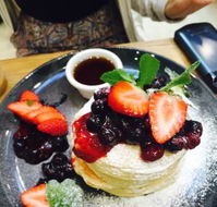 Caffe Cherry Beans - Broome Tourism