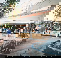 Mano's Restaurant - Broome Tourism
