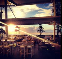 The Surfers Paradise Beach Cafe Pizzeria and Bar - Broome Tourism