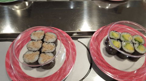 Harbour Town Sushi Break Express - Broome Tourism 0