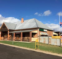 Leyburn Royal Hotel - Broome Tourism
