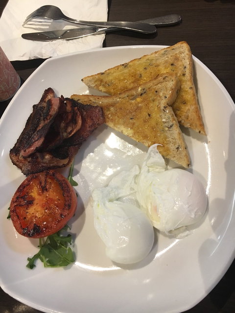 Chatterbox Cafe Mt Gravatt - Broome Tourism 3