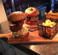 Sandy's Bar and Grill - Broome Tourism