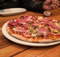 11 Inch Pizza Little Collins - Broome Tourism
