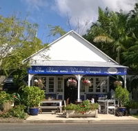 The Blue and White Teapot Cafe - Broome Tourism