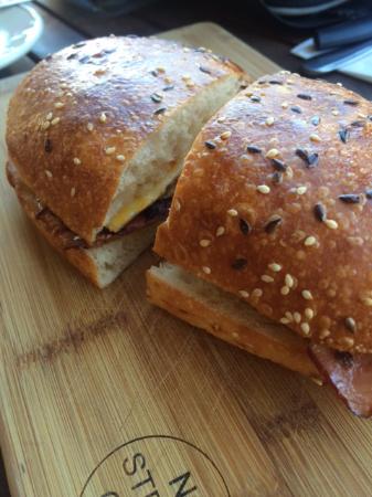 No Stress Cafe - Broome Tourism 0