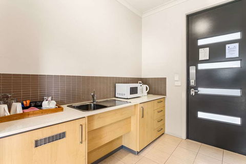 Quality Suites Point Cook Seasons 5 - Broome Tourism 8