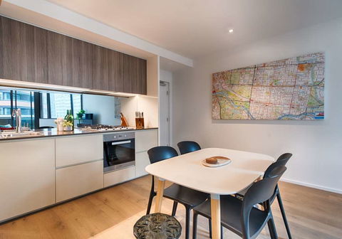 Orange Stay Apartments - Broome Tourism 8