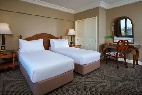 The Stamford Plaza Brisbane - Broome Tourism 3