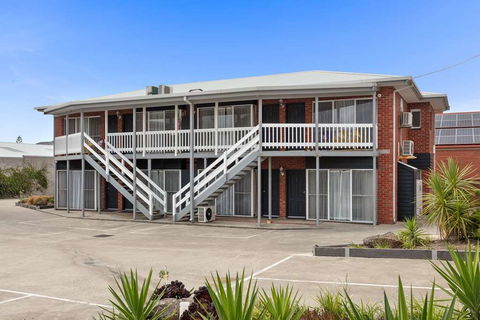 Comfort Inn, The International - Broome Tourism 1