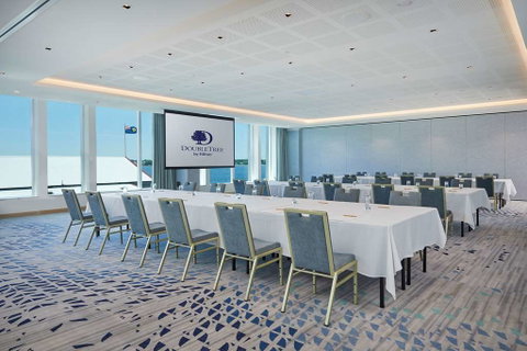 DoubleTree by Hilton Perth Waterfront - Broome Tourism 12