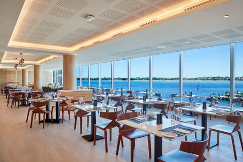 DoubleTree by Hilton Perth Waterfront - Broome Tourism 16